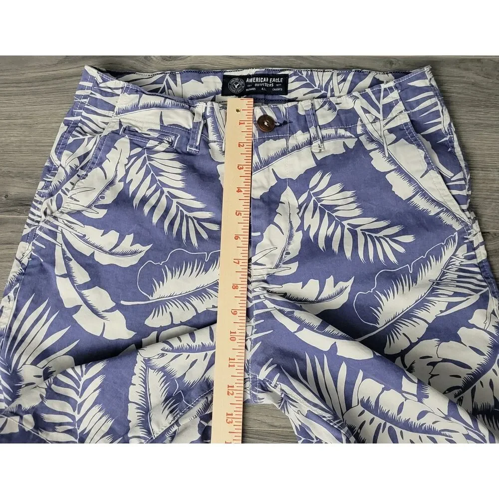 American Eagle Mens Prep Chino Shorts Tropical Print Blue White 30